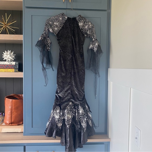 Chasing Fireflies Witch Costume Size 8 - Picture 3 of 4